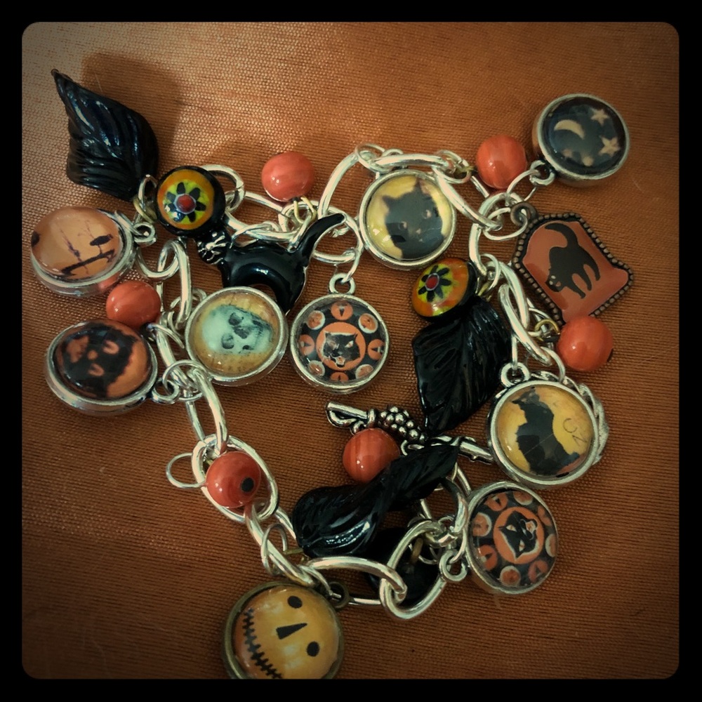 Happy Haunting Halloween Bling Bracelet